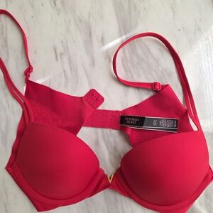 5 For 25💥Victoria's Secret Red Bra